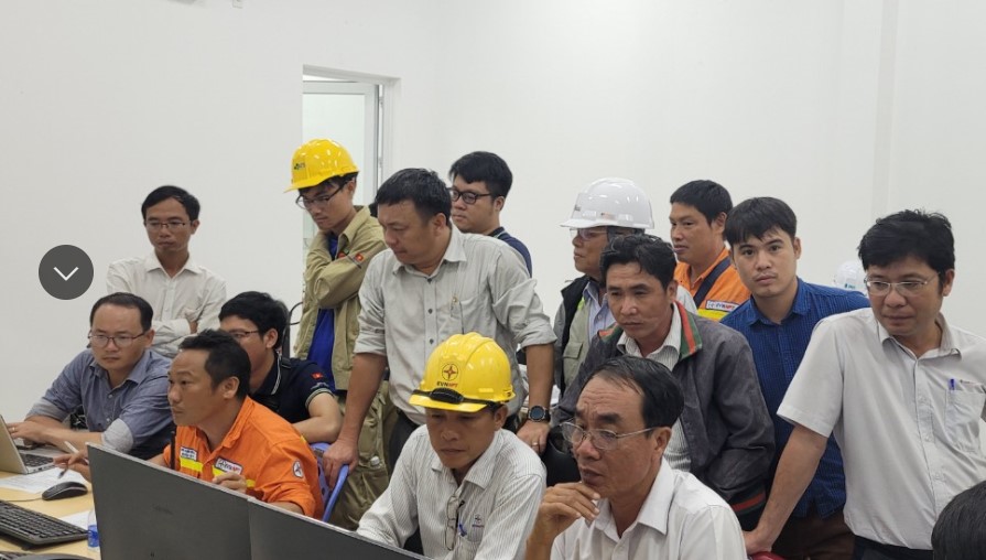 SPMB completes two 500kV transmission projects to celebrate the 68th